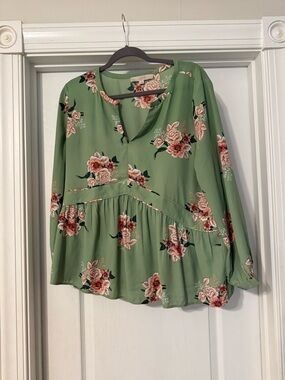 LOFT Green Floral V-Neck Peplum Tunic